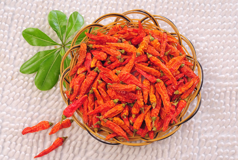 ��С�׽�vs�ɾ�������ʳ�ӹ���I(y��)ԓ������x�m��ʳ����